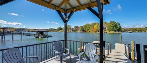 單棟房屋 (4 Bedrooms) | 露台/庭院
