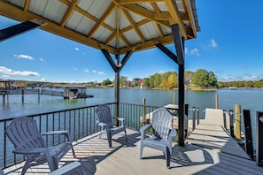 Terrace/patio - Spacious Lake Norman Retreat w/ Boat Ramp! (Sherrills Ford)