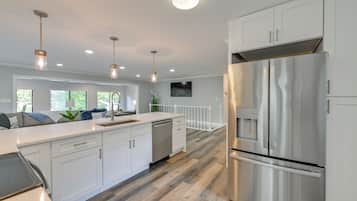 Rumah (4 Bedrooms) | Interior