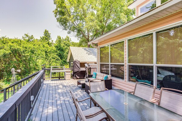 House (2 Bedrooms) | Interior