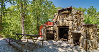 Lakefront Bull Shoals Cabin Rental: Pets Welcome!