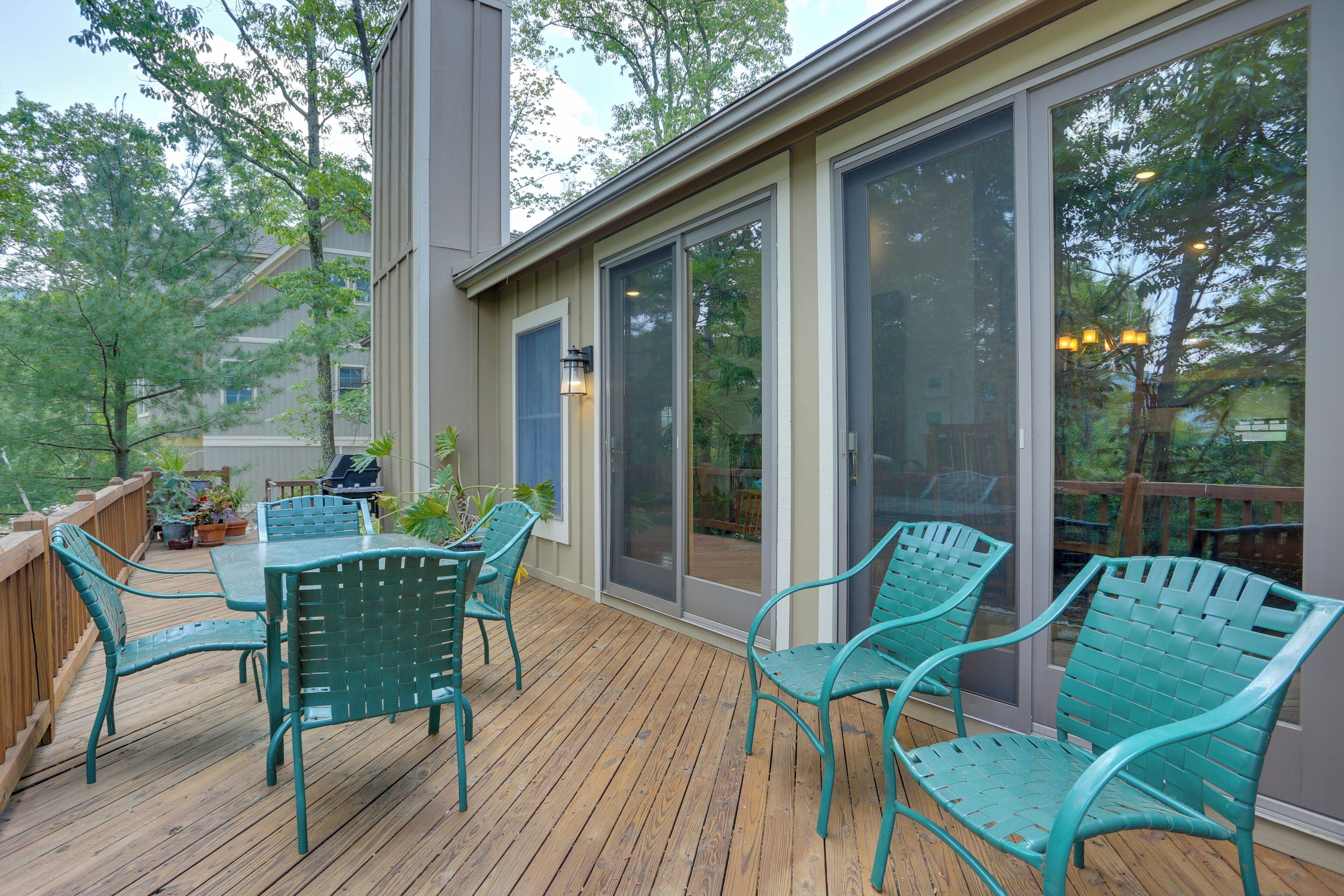 House (6 Bedrooms) | Interior