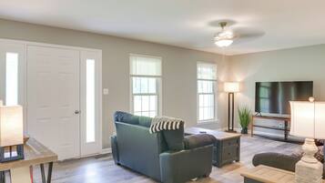 Rumah (4 Bedrooms) | Interior