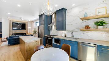 Apartment (1 Bedroom) | Interior