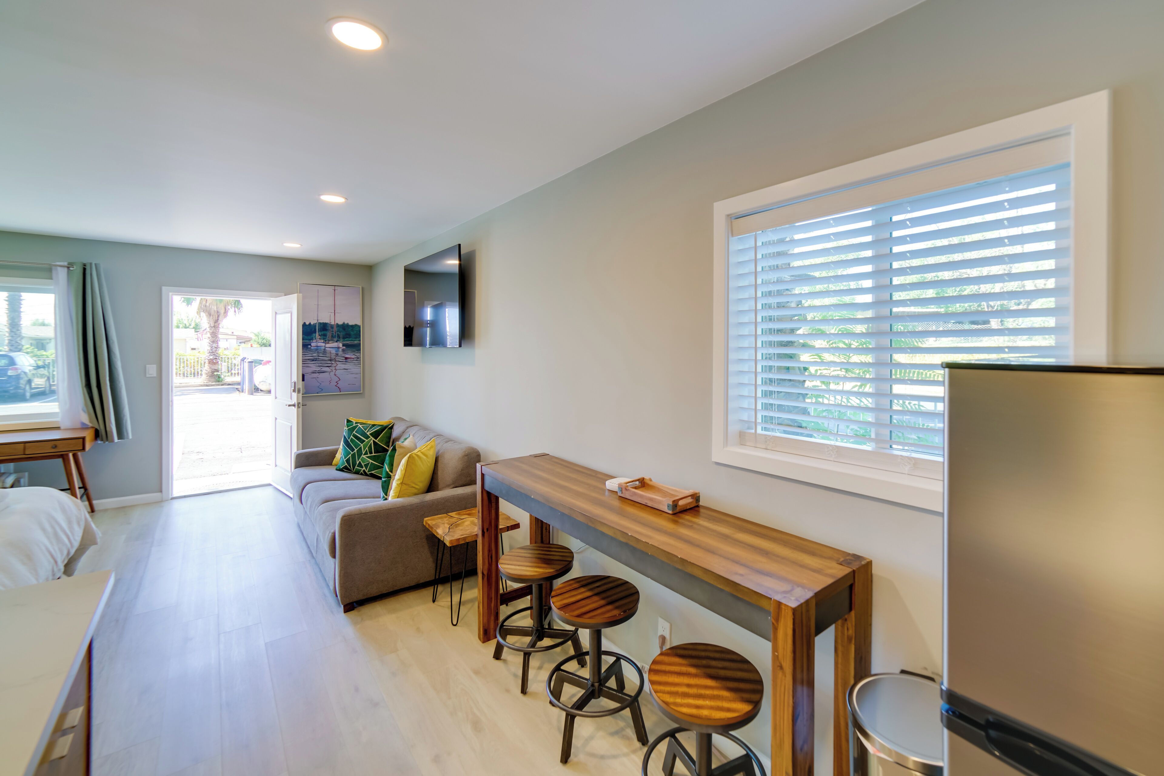 Apartment (0 Bedroom) | Interior