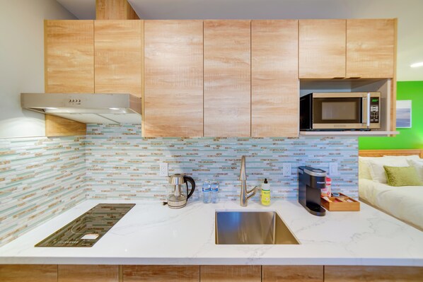 Apartment (0 Bedroom) | Interior - Lakeport Studio Near Boat Launch: Pier Access! (Lakeport)