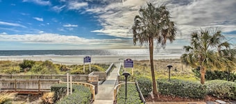 Steps to Shore + Pool Access: Myrtle Beach Condo