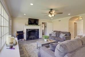 House (3 Bedrooms) | Interior