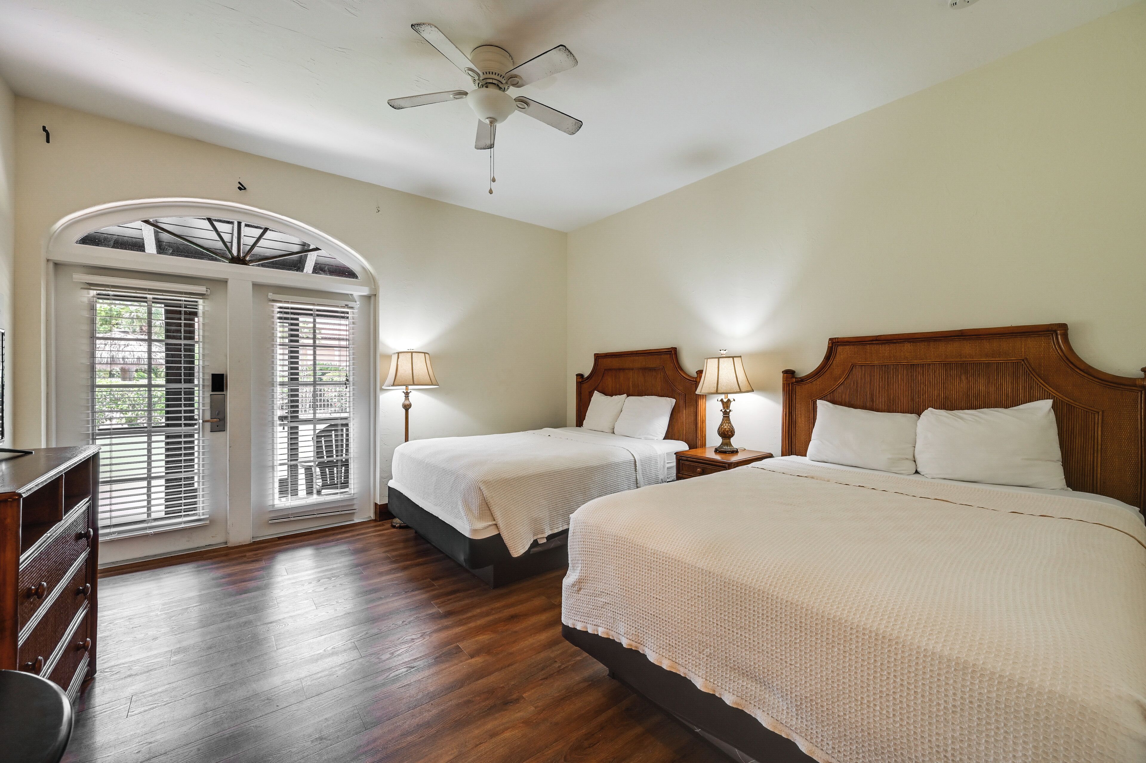 Apartment (0 Bedroom) | Interior