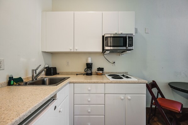 Apartment (1 Bedroom) | Interior