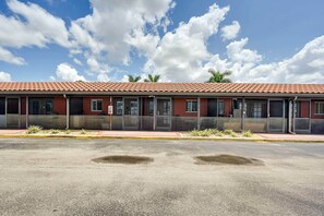 Apartment (0 Bedroom) | Bahagian dalam
