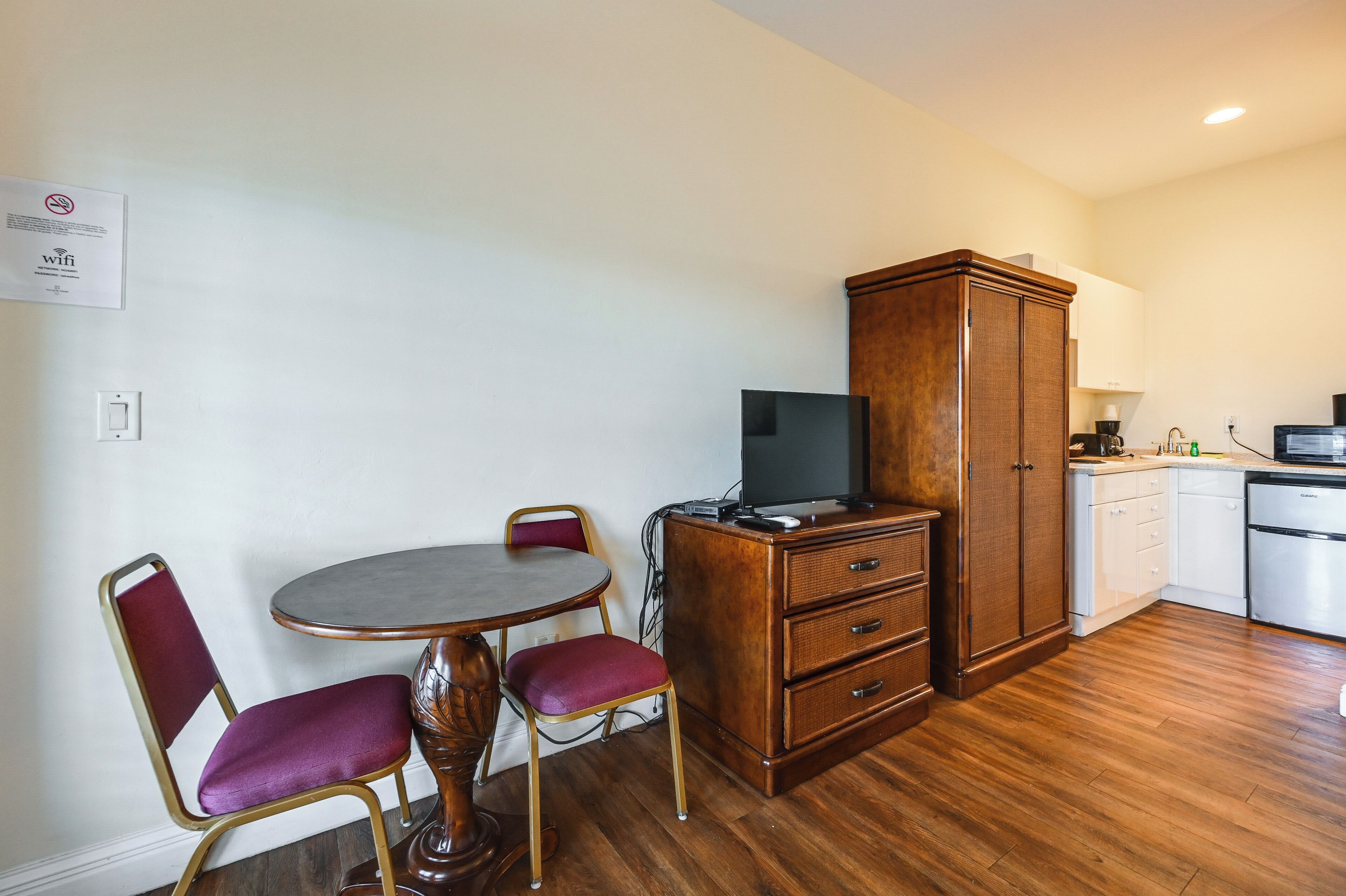 Apartment (0 Bedroom) | Interior