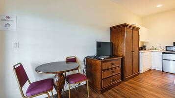 Apartment (0 Bedroom) | Interior