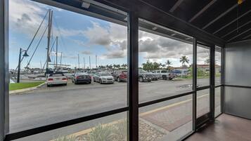 Apartment (0 Bedroom) | Interior