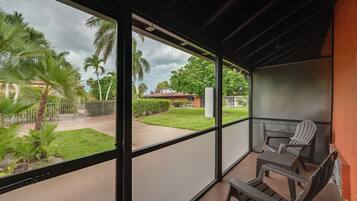 Apartment (0 Bedroom) | Interior