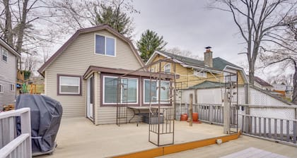 Lime Lake Cottage w/ Lakefront Deck & Dock!