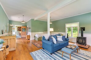 Cottage (1 Bedroom) | Interior