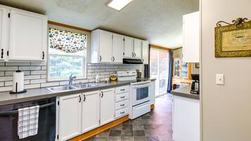 Rumah (3 Bedrooms) | Interior