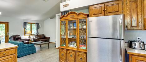 House (5 Bedrooms) | Interior