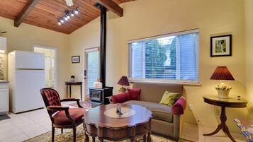 Apartment (1 Bedroom) | Front of property