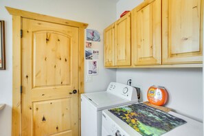 House (3 Bedrooms) | Bahagian dalam