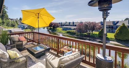 Waterfront Birch Bay Rental - Walk to Beach!