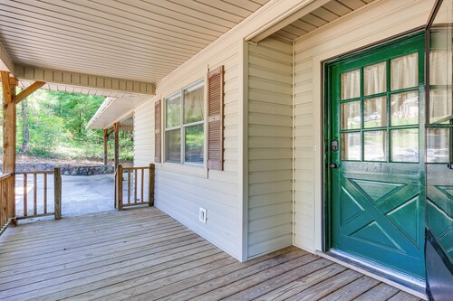 Peaceful Alabama Vacation Rental w/ Large Deck