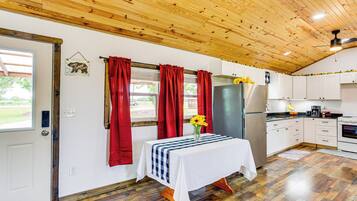 Hus (2 Bedrooms) | Interiör