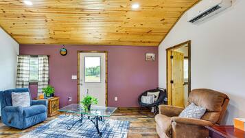 ุงูู
ูุดุฃุฉ ู
ู ุงูุฏุงุฎู