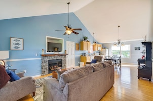 Cottage (2 Bedrooms) | Interior