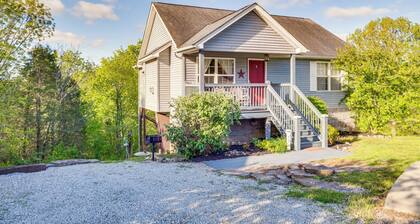Taylorsville Cottage w/ Hot Tub & Lake Access!