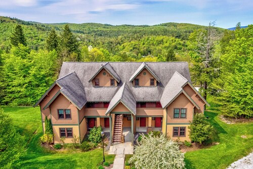 Castle Hill Resort Condo: 5 Mi to Slopes at Okemo!