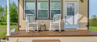 Cozy New York Abode - Porch, Near Fishing & Hiking