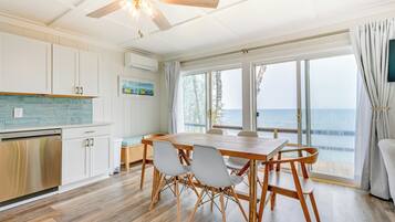 Cottage (3 Bedrooms) | Interior