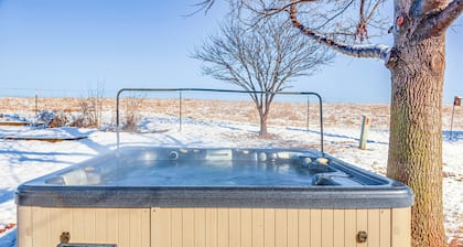 Home in Cimarron National Golf Club w/ Hot Tub!