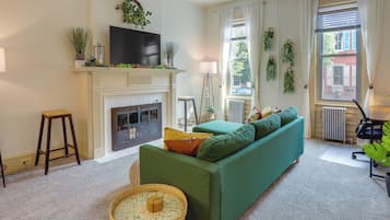 Apartment (2 Bedrooms) | Front of property