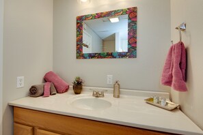 House (4 Bedrooms) | Bathroom