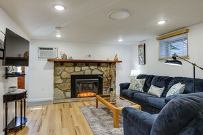 Apartment (1 Bedroom) | Interior - Quakertown Vacation Rental: Close to Hiking Trails (Quakertown)