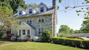 Apartment (1 Bedroom) | Depan hartanah