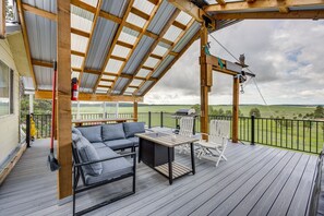 Terrace/patio - Rural Colorado Vacation Rental w/ Spacious Deck (Elbert)