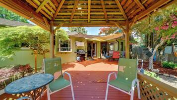 House (3 Bedrooms) | Front of property