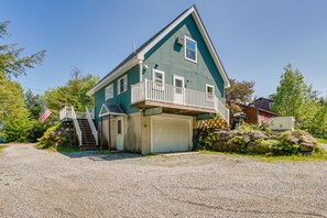 Exterior - Washington Vacation Rental w/ Lake Access & Grill! (Washington)