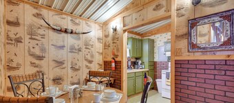 Stargaze, Hike & Kayak: Cabin Near Copper Breaks!