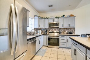 Apartment (2 Bedrooms) | Interior - Myrtle Beach Condo w/ Large Balcony & Pool Access (Socastee)
