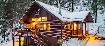 Hike, Bike, Raft: Colorado Home Near Crested Butte