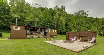 Fire Pit & Fall Foliage Views: Kentucky Mtn Home!
