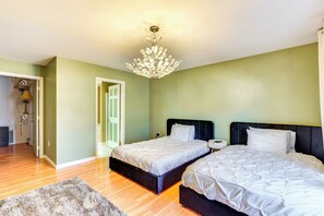 منزل (6 Bedrooms) | المنشأة من الداخل
