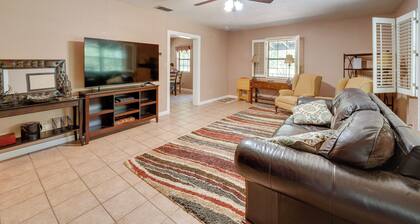 The Winehouse Rental in Muenster: Near Wineries!