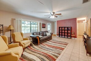 House (4 Bedrooms) | Interior