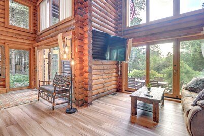 美妙的梅塔莫拉小屋，附火坑、池塘、甲板!